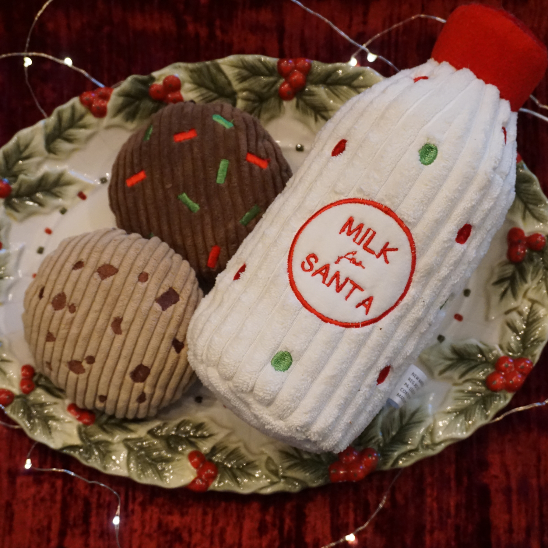 HuggleGroup | Santa Paws' Milk & Cookies™ Set
