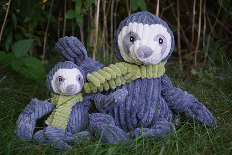 HuggleGroup | Seb Sloth Knottie®