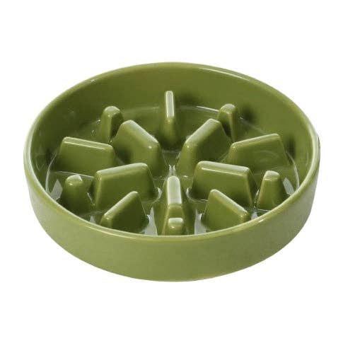 Close-up detail of the Pehom Spark slow feeder bowl showing its textured maze-like feeding surface.