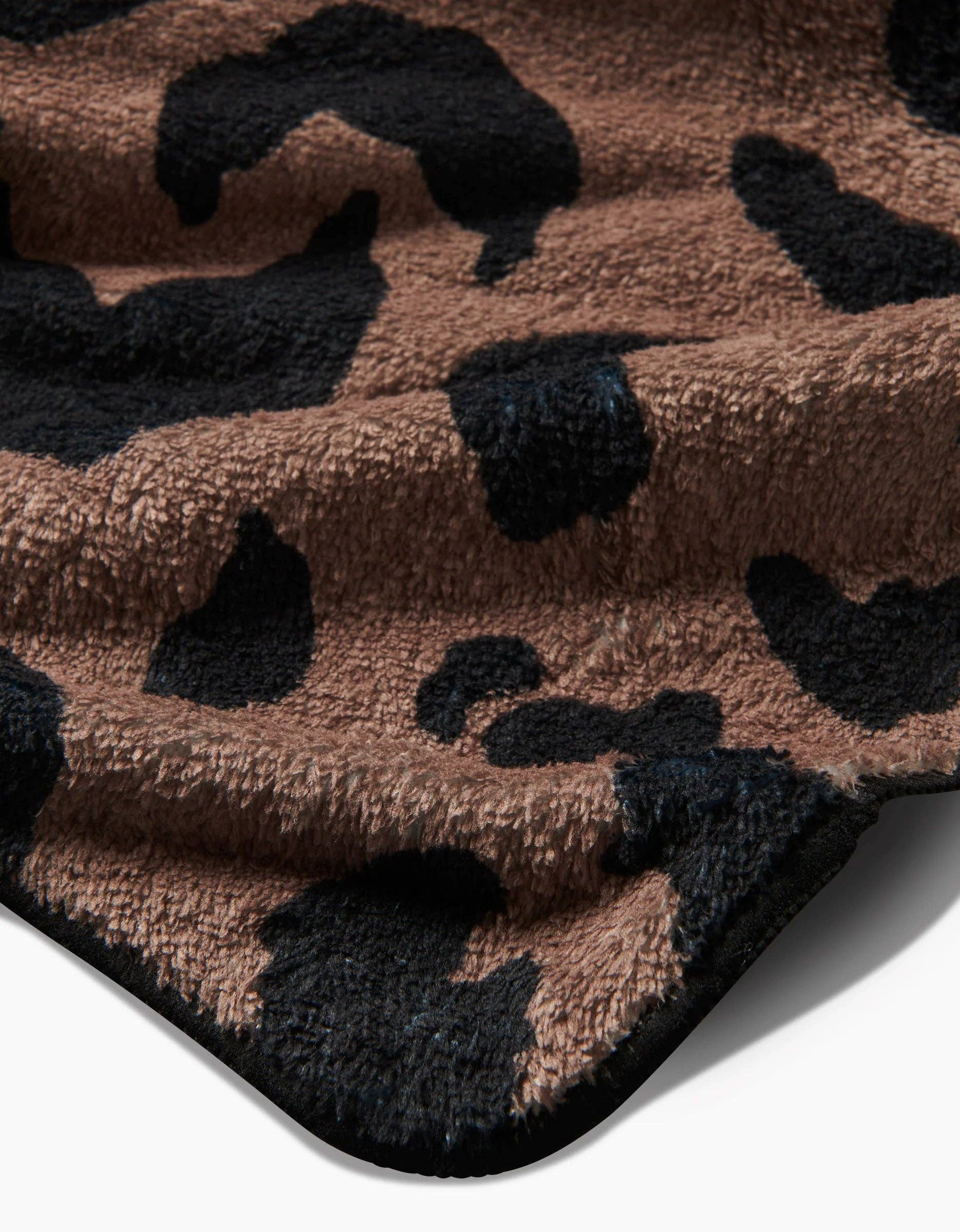 Geometry | Cheetah Hound Plush Towel