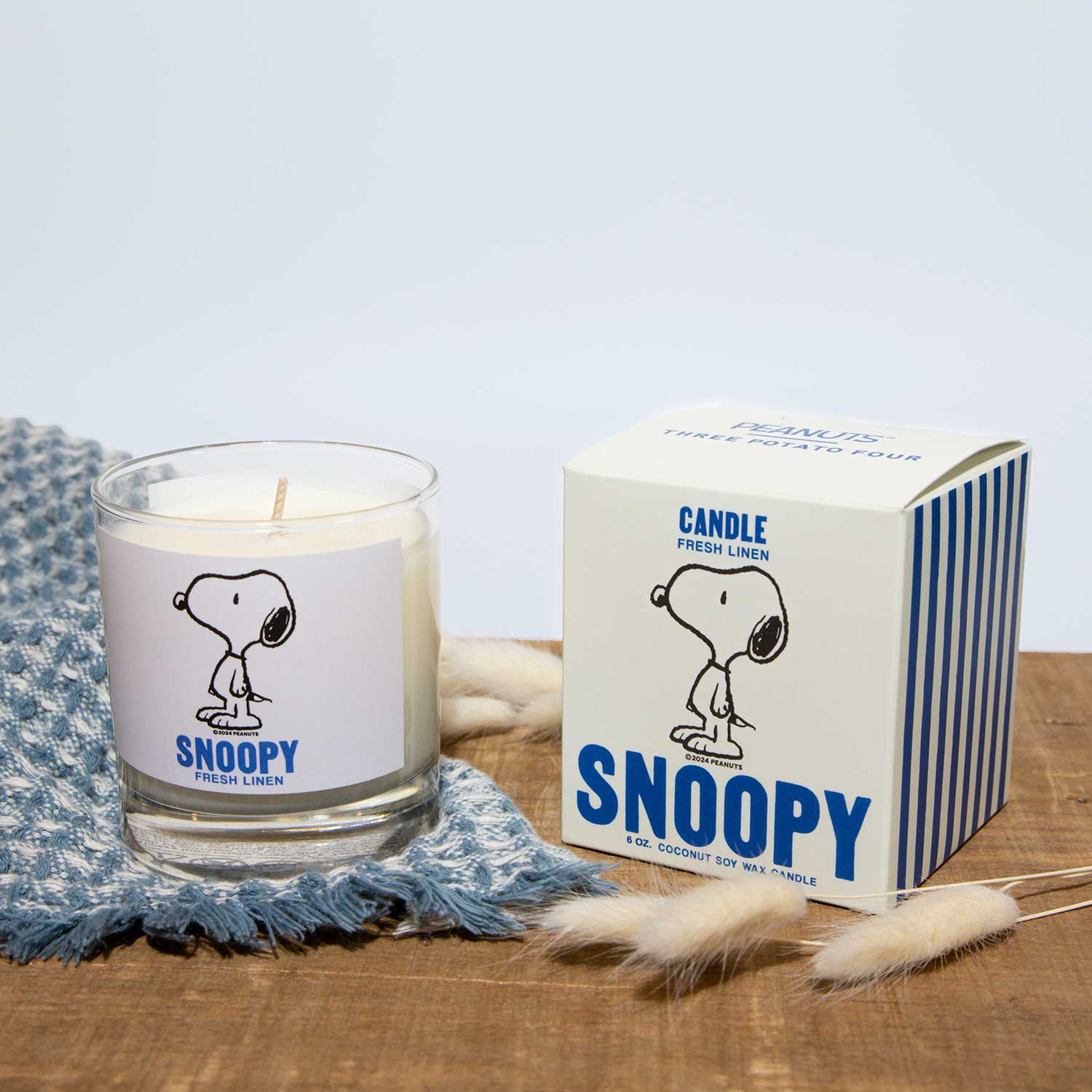 Three Potato Four - 3P4 x Peanuts® Candle - Classic Snoopy (Fresh Linen)