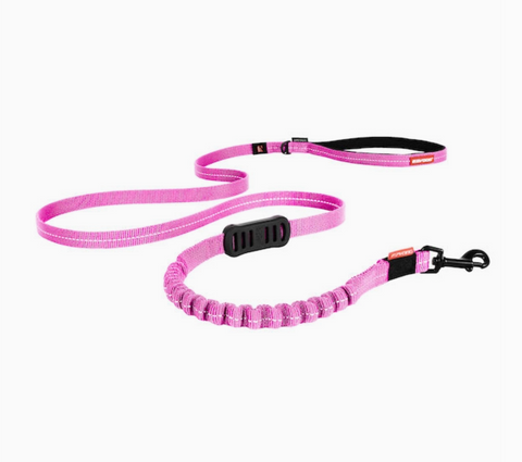 EzyDog Zero Shock Lite Leash showing the central shock-absorbing technology component and leash construction details.