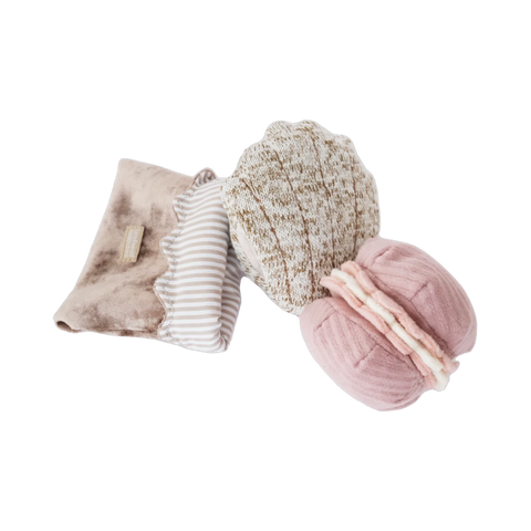 Dog Dish Lambwolf Cookie enrichment set featuring a plush madeleine and pink macaroon puzzle toy for small dogs.