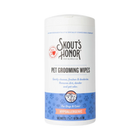 Skout's Honor Grooming Wipes packaging displayed as the primary product shot against a clean background.